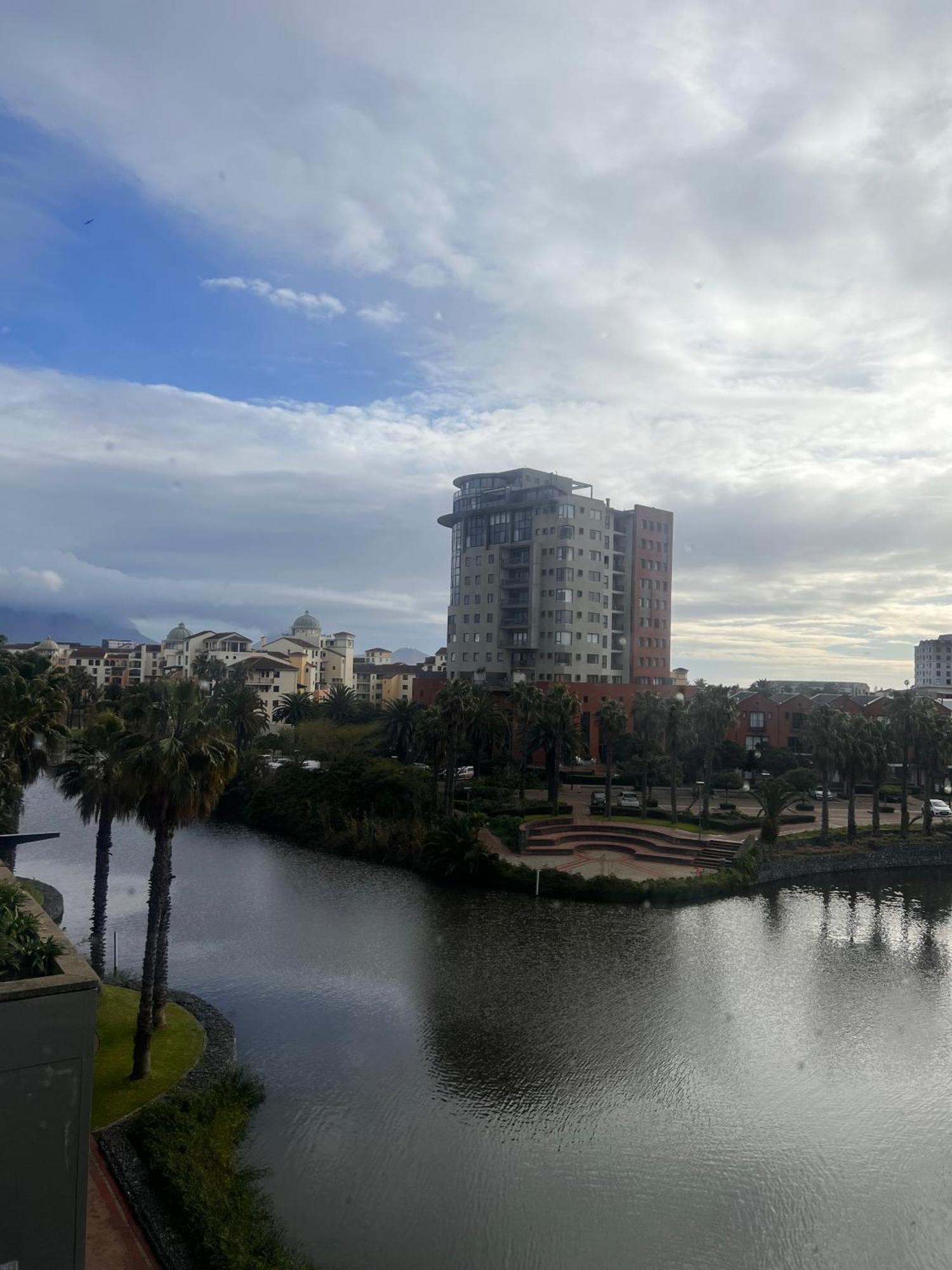 Century City Boutique Apartments Кейптаун Екстериор снимка